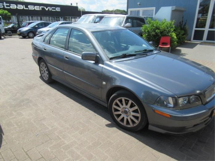 Używane Parawan Volvo S40 (VS) 1.8 16V Cena € 35,00 Procedura marży oferowane przez Boekholt autodemontage B.V