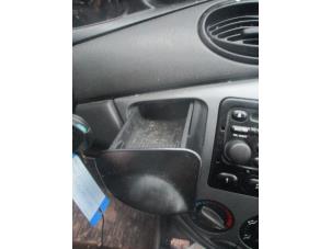 Used Front ashtray Ford Focus 1 Wagon 1.4 16V Price € 20,00 Margin scheme offered by Boekholt autodemontage B.V