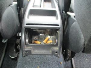 Używane Popielniczka tylna Seat Leon (1M1) 1.6 16V Cena € 25,00 Procedura marży oferowane przez Boekholt autodemontage B.V
