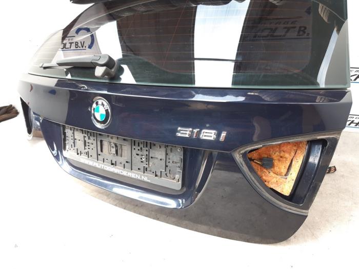 Portón trasero de un BMW 3 serie Touring (E91) 318i 16V 2008