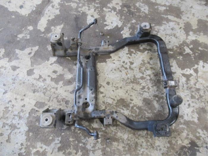 Begagnade Underram Volkswagen Transporter Pris € 150,00 Marginaltabell erbjuds av Boekholt autodemontage B.V