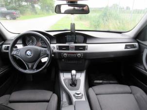 Usagé Tableau de bord BMW 3 serie Touring (E91) 318i 16V Prix € 250,00 Règlement à la marge proposé par Boekholt autodemontage B.V