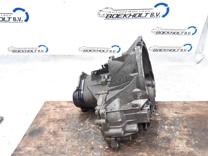 Gearbox from a Ford Ka I 1.3i 2006