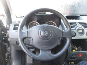 Usagé Airbag gauche (volant) Renault Megane II (BM/CM) 1.4 16V 98 Prix € 39,00 Règlement à la marge proposé par Boekholt autodemontage B.V