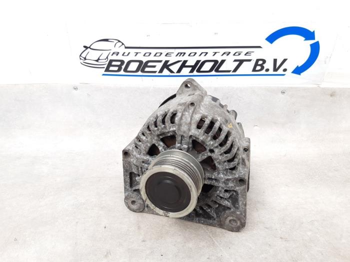 Gebrauchte Dynamo Renault Clio II Societe (SB) 1.5 dCi 65 Preis € 35,00 Margenregelung angeboten von Boekholt autodemontage B.V