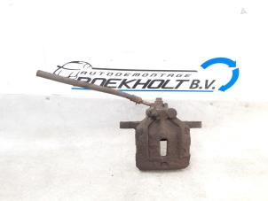 Used Rear brake calliper, left Hyundai H-300 2.5 CRDi Price € 36,00 Margin scheme offered by Boekholt autodemontage B.V