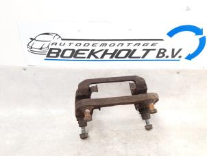 Usagé Etrier arrière droit Hyundai H-300 2.5 CRDi Prix € 17,50 Règlement à la marge proposé par Boekholt autodemontage B.V