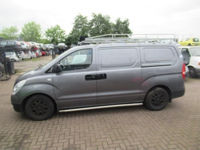 Używane Parawan Hyundai H-300 2.5 CRDi Cena € 25,00 Procedura marży oferowane przez Boekholt autodemontage B.V