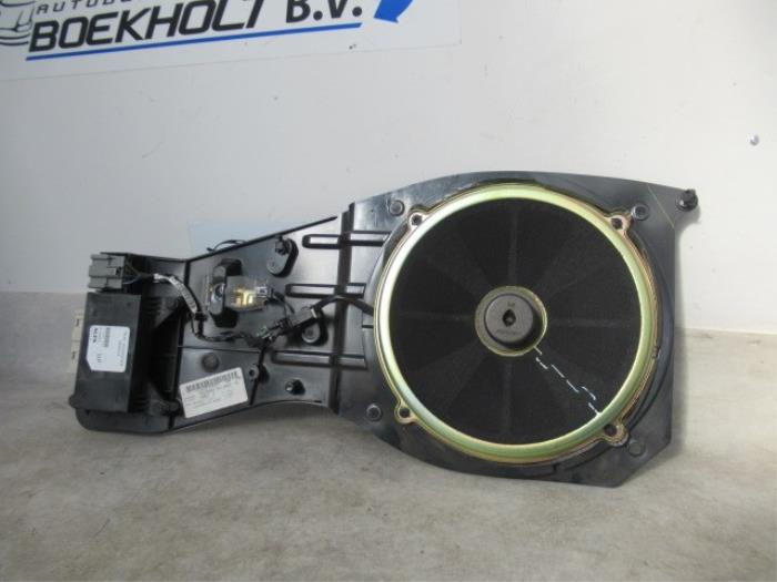 Używane Subwoofer Cadillac CTS I 3.6 V6 24V Cena € 49,00 Procedura marży oferowane przez Boekholt autodemontage B.V