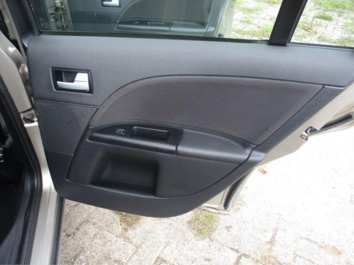 Rear door trim 4-door, right from a Ford Mondeo III Wagon 1.8 16V 2003