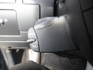 Używane Kierownica multifunkcyjna Ford Mondeo III Wagon 1.8 16V Cena na żądanie oferowane przez Boekholt autodemontage B.V