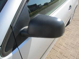 Used Door 2-door, left Volkswagen Polo IV (9N1/2/3) 1.2 12V Price € 100,00 Margin scheme offered by Boekholt autodemontage B.V