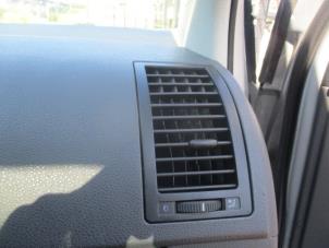 Used Dashboard vent Volkswagen Polo IV (9N1/2/3) 1.2 12V Price on request offered by Boekholt autodemontage B.V