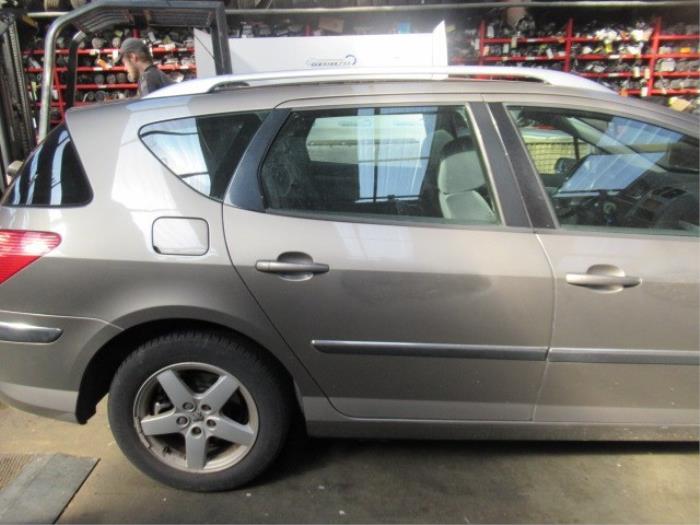Usados Ventanilla triangular derecha detrás Peugeot 407 SW (6E) 1.8 16V Precio € 40,00 Norma de margen ofrecido por Boekholt autodemontage B.V