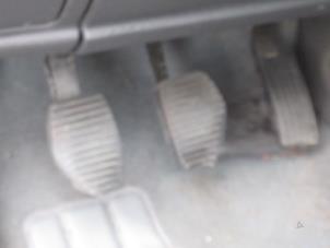 Used Brake pedal Peugeot 407 SW (6E) 1.8 16V Price € 40,00 Margin scheme offered by Boekholt autodemontage B.V