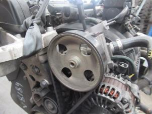 Used Power steering pump Peugeot 407 SW (6E) 1.8 16V Price € 50,00 Margin scheme offered by Boekholt autodemontage B.V