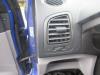 Rejilla de aire de salpicadero de un Kia Picanto (BA), 2004 / 2011 1.0 12V, Hatchback, Gasolina, 999cc, 45kW (61pk), FWD, G4HE, 2004-04 / 2011-04, BAGM21; BAH51; BAM51 2005