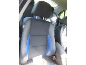 Used Seat, right MG ZT 2.5 V6 190 Price € 125,00 Margin scheme offered by Boekholt autodemontage B.V