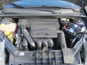 Gebrauchte Luftfiltergehäuse Ford Fiesta 5 (JD/JH) 1.4 16V Preis € 75,00 Margenregelung angeboten von Boekholt autodemontage B.V