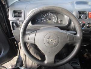 Usados Airbag izquierda (volante) Opel Agila (A) 1.2 16V Precio € 40,00 Norma de margen ofrecido por Boekholt autodemontage B.V