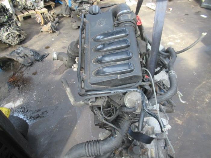 Begagnade Luftfilterhus Mercedes A (W169) 2.0 A-180 CDI 16V 5-Drs. Pris € 30,00 Marginaltabell erbjuds av Boekholt autodemontage B.V
