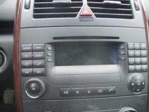 Used Radio CD player Mercedes A (W169) 2.0 A-180 CDI 16V 5-Drs. Price € 175,00 Margin scheme offered by Boekholt autodemontage B.V