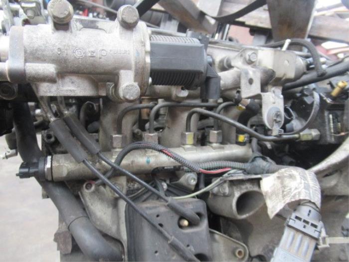 Juego de tubos diesel de un Opel Astra H SW (L35) 1.9 CDTi 16V 150 2006