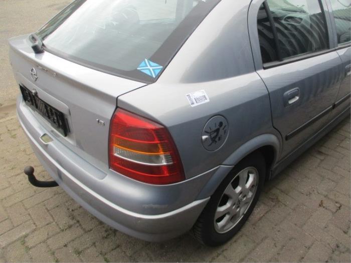 Rear door 4-door, right from a Opel Astra G (F08/48) 1.6 2003