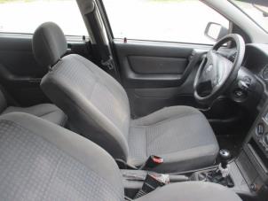 Gebrauchte Sitz links Opel Astra G (F08/48) 1.6 Preis € 85,00 Margenregelung angeboten von Boekholt autodemontage B.V