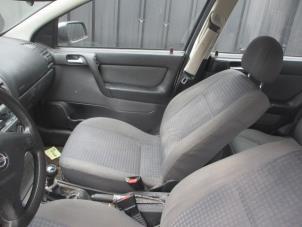 Gebrauchte Sitz rechts Opel Astra G (F08/48) 1.6 Preis € 85,00 Margenregelung angeboten von Boekholt autodemontage B.V