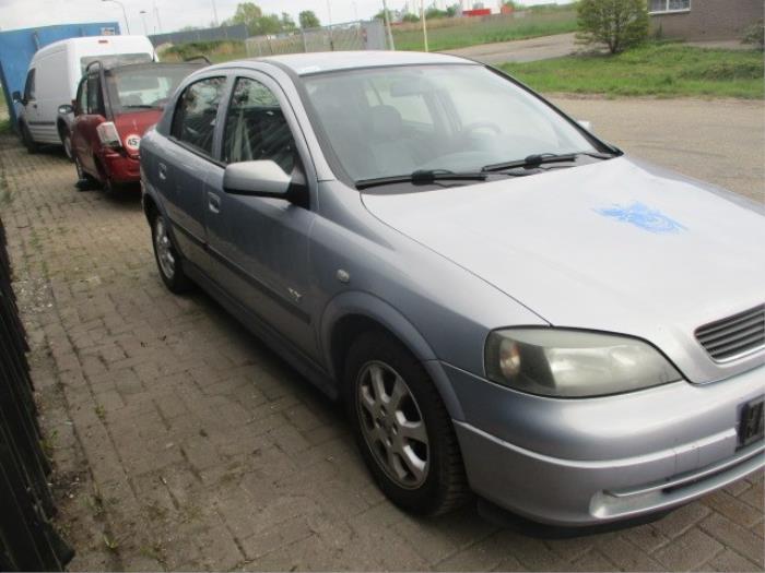 Wheel arch liner from a Opel Astra G (F08/48) 1.6 2003