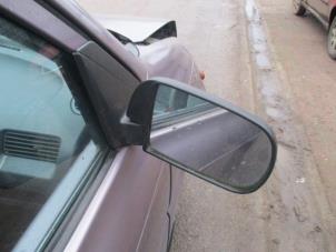 Gebrauchte Außenspiegel rechts Daihatsu Cuore (L251/271/276) 850,Domino Preis € 30,00 Margenregelung angeboten von Boekholt autodemontage B.V