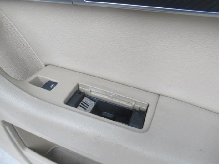 Rear door 4-door, right from a Audi A6 Quattro (C6) 4.2 V8 40V 2005