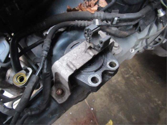 Used Engine mount Volvo V50 (MW) 1.8 16V Price € 25,00 Margin scheme offered by Boekholt autodemontage B.V