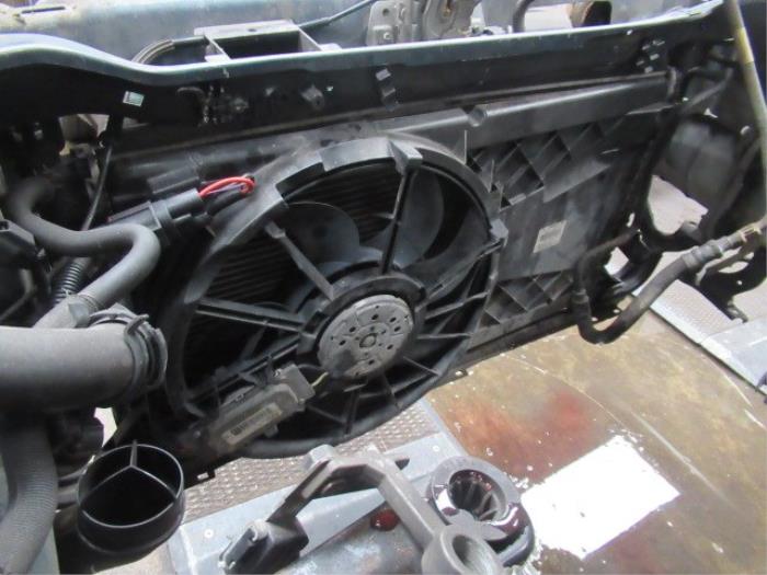 Gebrauchte Kühlerventilator Volvo V50 (MW) 1.8 16V Preis € 49,00 Margenregelung angeboten von Boekholt autodemontage B.V