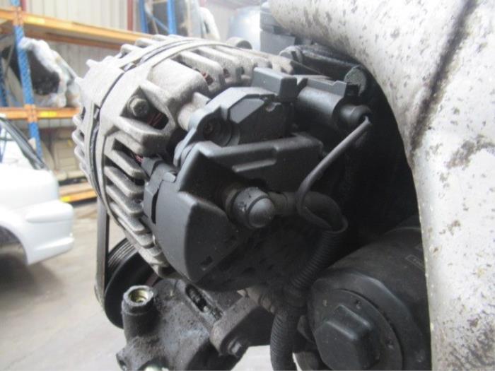 Dynamo d'un Volkswagen Polo III (6N2) 1.0 2001