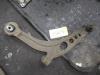 Front wishbone, left from a Fiat Punto II (188), 1999 / 2012 1.2 16V, Hatchback, Petrol, 1.242cc, 59kW (80pk), FWD, 188A5000, 1999-09 / 2006-04, 188AXB1A; 188BXB1A 2000
