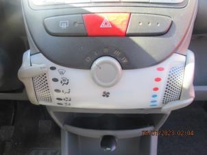 Used Heater control panel Peugeot 107 1.0 12V Price € 35,00 Margin scheme offered by Boekholt autodemontage B.V