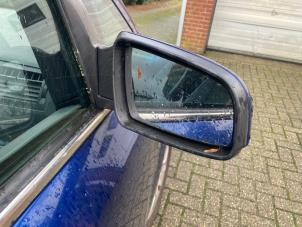 Used Wing mirror, right Opel Zafira (M75) 2.2 16V Direct Ecotec Price € 40,00 Margin scheme offered by Boekholt autodemontage B.V