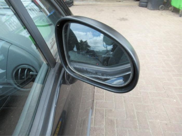 Wing mirror, right from a Chevrolet Matiz 2007