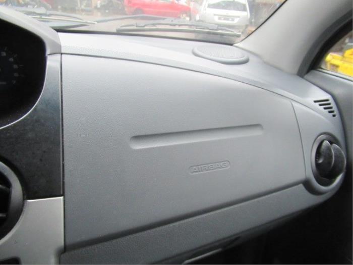 Right airbag (dashboard) from a Chevrolet Matiz (M200) 0.8 S,SE 2005