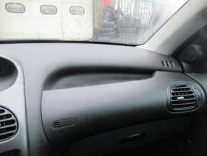 Gebrauchte Airbag rechts (Armaturenbrett) Peugeot 206 SW (2E/K) 1.4 16V Preis € 55,00 Margenregelung angeboten von Boekholt autodemontage B.V