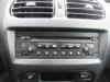 Radioodtwarzacz CD z Peugeot 206 SW (2E/K), 2002 / 2007 1.4 16V, Kombi, Benzyna, 1.360cc, 65kW (88pk), FWD, ET3J4; KFU, 2003-10 / 2007-03, 2EKFU 2004