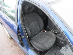 Used Seat, right Peugeot 206 SW (2E/K) 1.4 16V Price € 100,00 Margin scheme offered by Boekholt autodemontage B.V