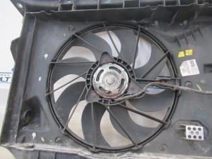 Usagé Ventilateur moteur Peugeot 206 SW (2E/K) 1.4 16V Prix € 45,00 Règlement à la marge proposé par Boekholt autodemontage B.V