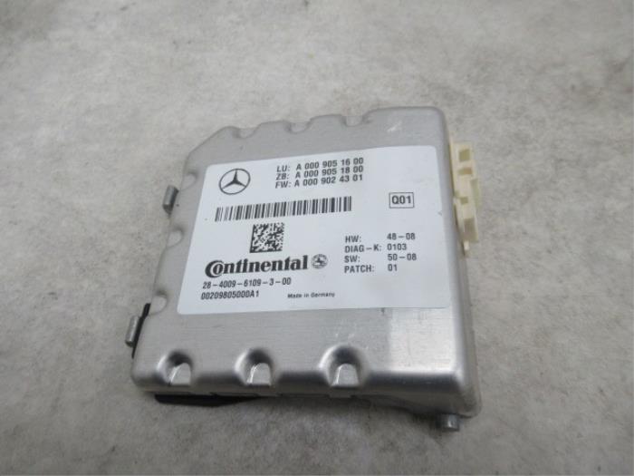 Usagé Module caméra Mercedes E (C207) E-350 CGI V6 24V Prix € 59,00 Règlement à la marge proposé par Boekholt autodemontage B.V