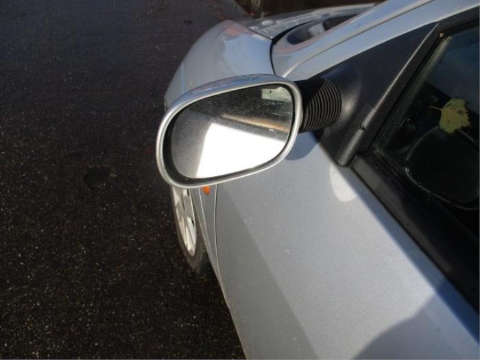 Wing mirror, left from a Ford Ka I 1.3i 2005