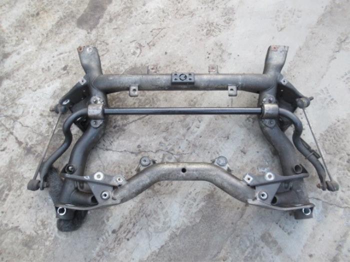 Used Subframe Mercedes E (C207) E-350 CGI V6 24V Price € 199,00 Margin scheme offered by Boekholt autodemontage B.V