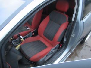 Gebrauchte Sitz links Opel Corsa D 1.3 CDTi 16V ecoFLEX Preis € 125,00 Margenregelung angeboten von Boekholt autodemontage B.V