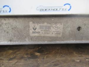 Usados Intercooler Renault Megane II (BM/CM) 1.5 dCi 80 Precio € 65,00 Norma de margen ofrecido por Boekholt autodemontage B.V